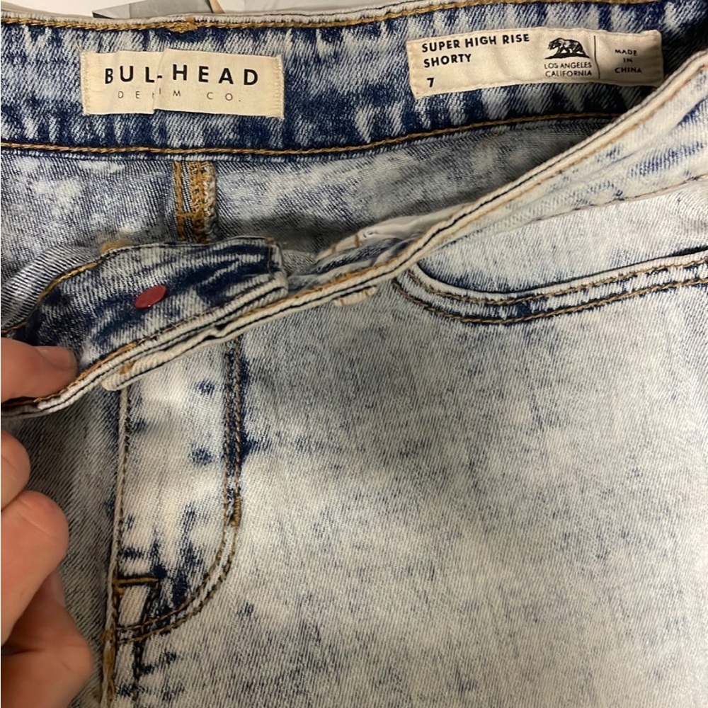 Bullhead size 7 Jean shorts like new